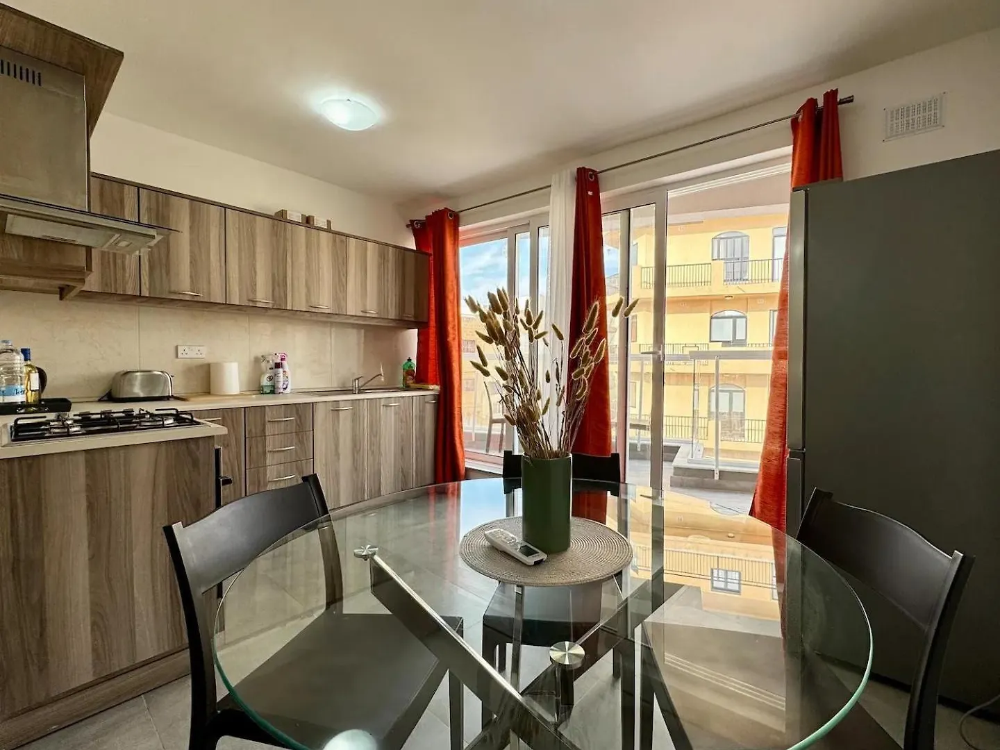 Mive-Delux Three Bedroom Apartment In Marsaskala location